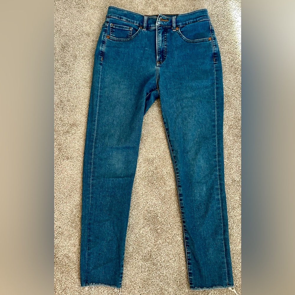 Classic High-Rise Blue Women’s Jeans
